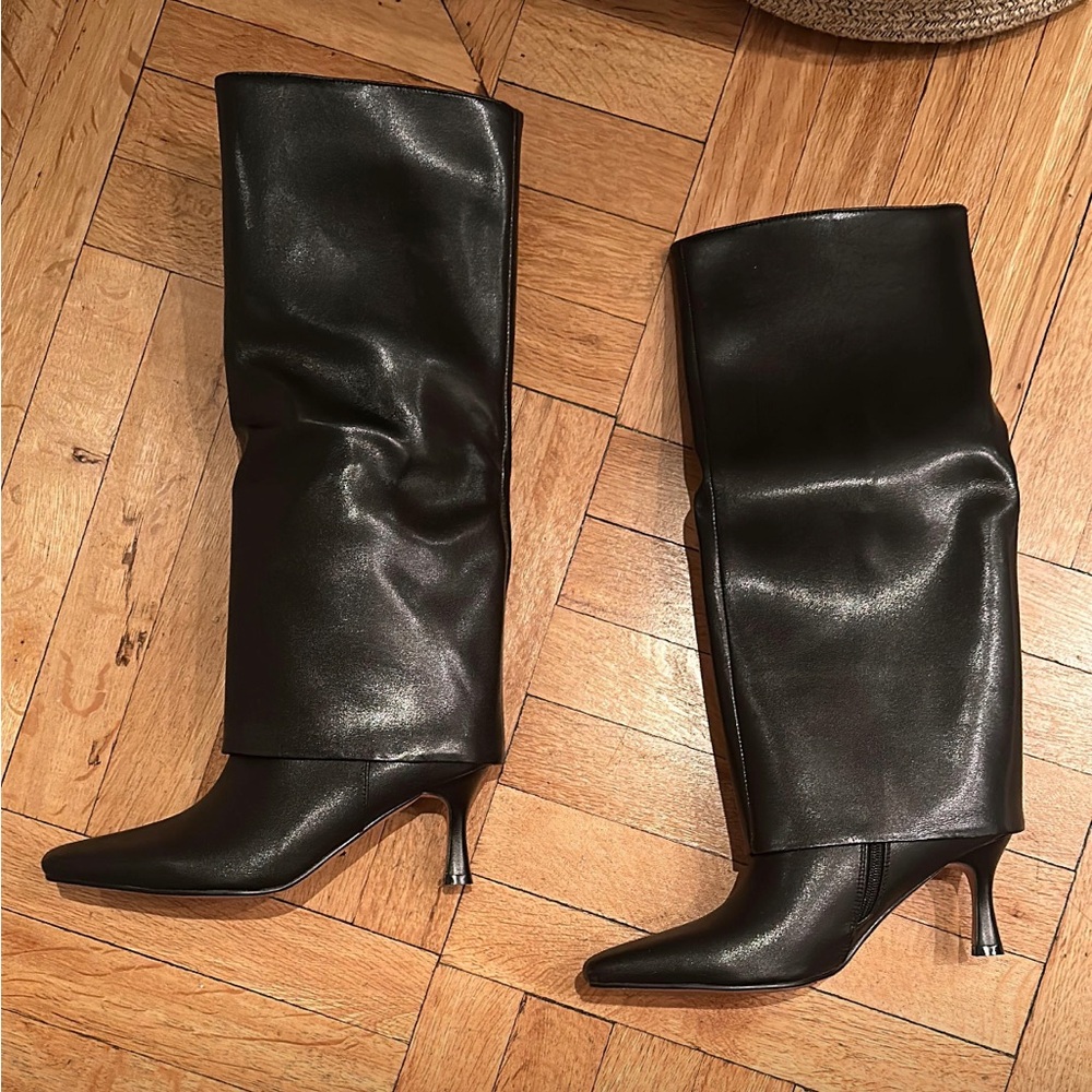 Never worn black boots